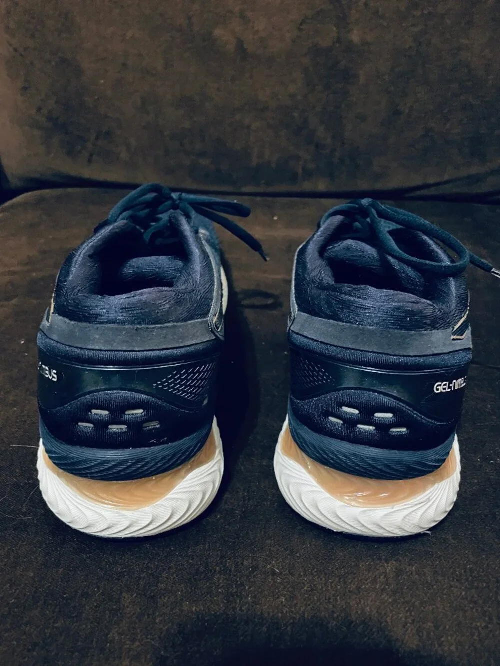 ASICS GEL-Nimbus 22 Running Shoe Women's Size 11 - Gray Floss Peacoat